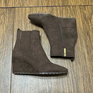 Anne Klein Viki Dark Brown Wedge‎ Booties, Women’s Size US 7